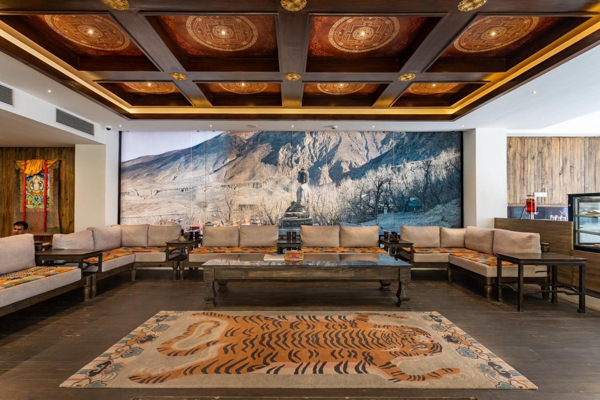 Hotel Lo Mustang Kathmandu Exterior photo